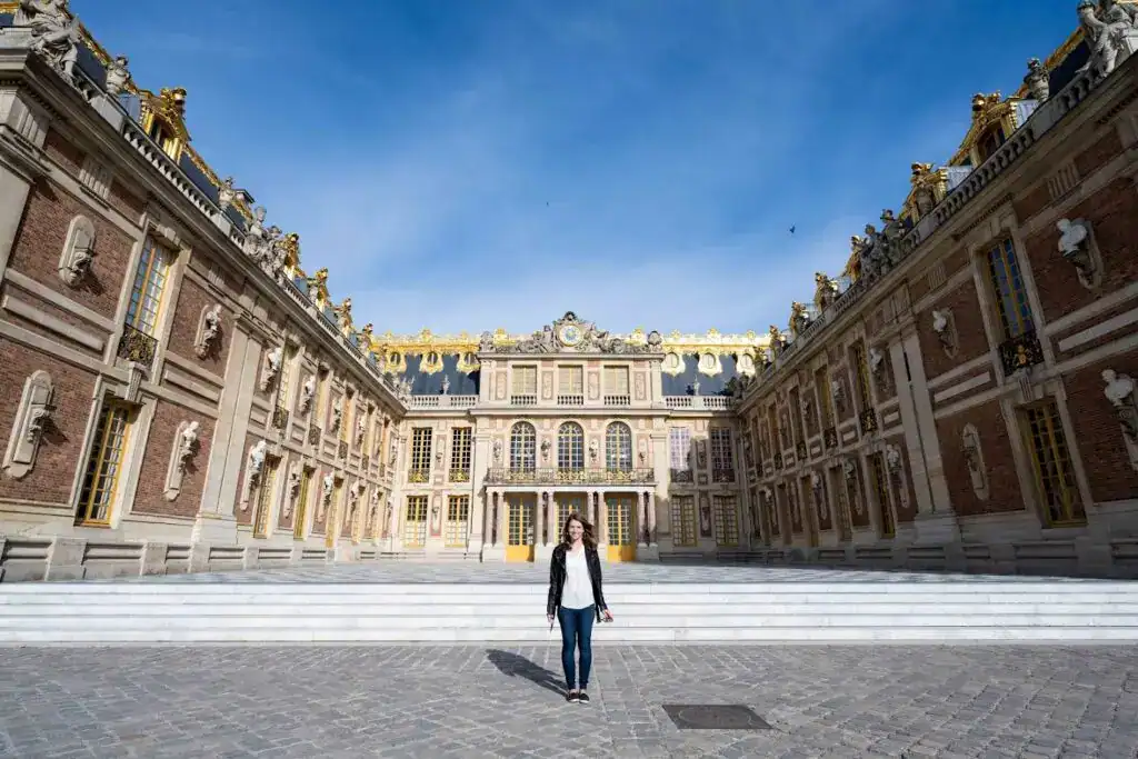 Katie from Welcome to Versailles blog on building confidence